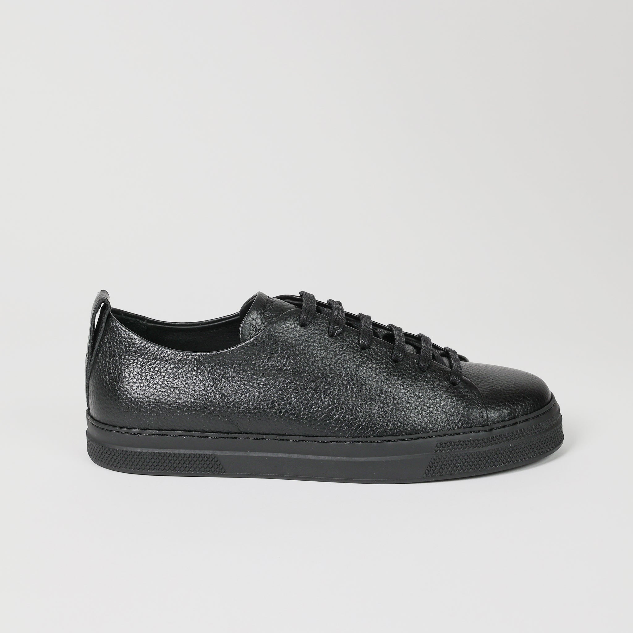 Circular Sneakers Black