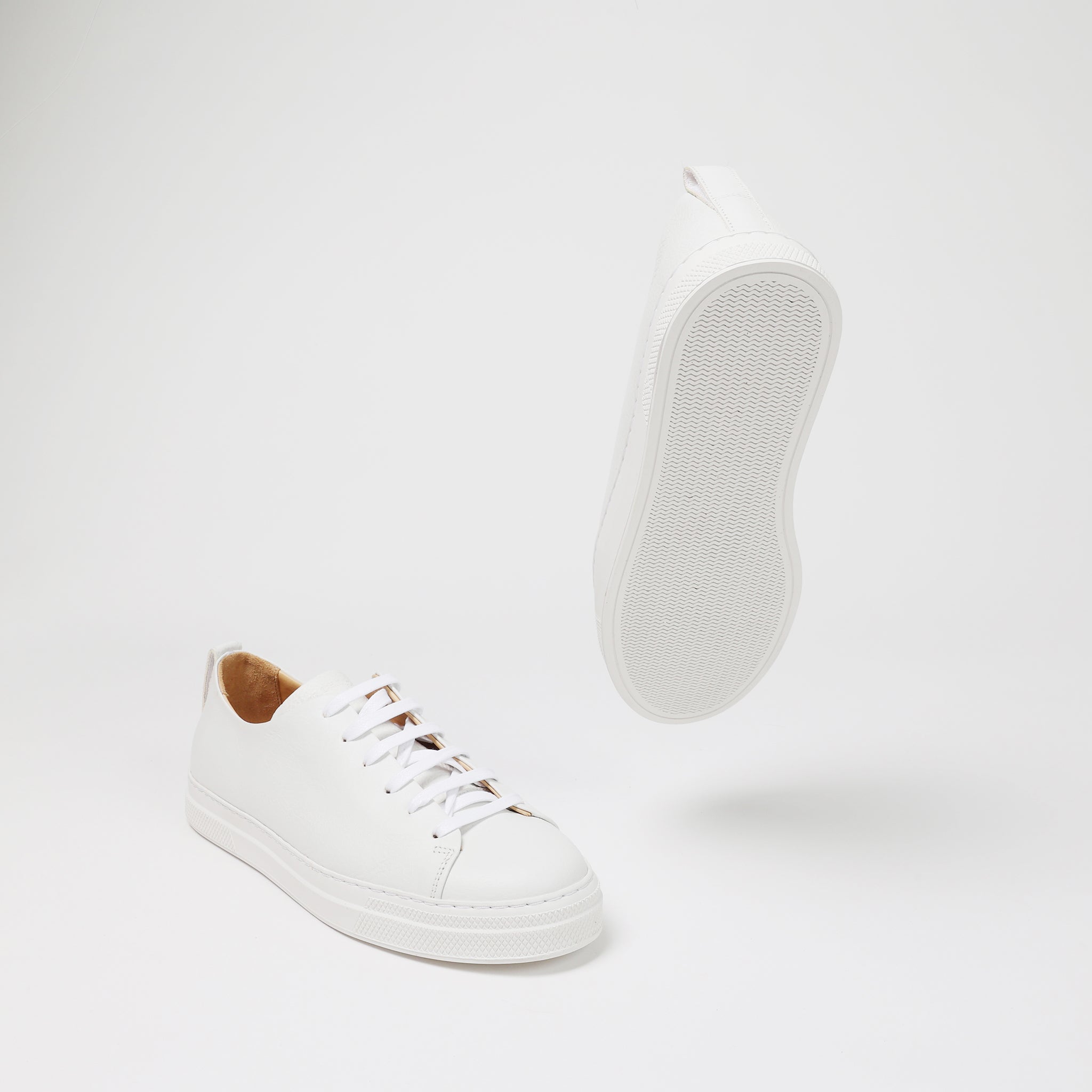Circular Sneakers White